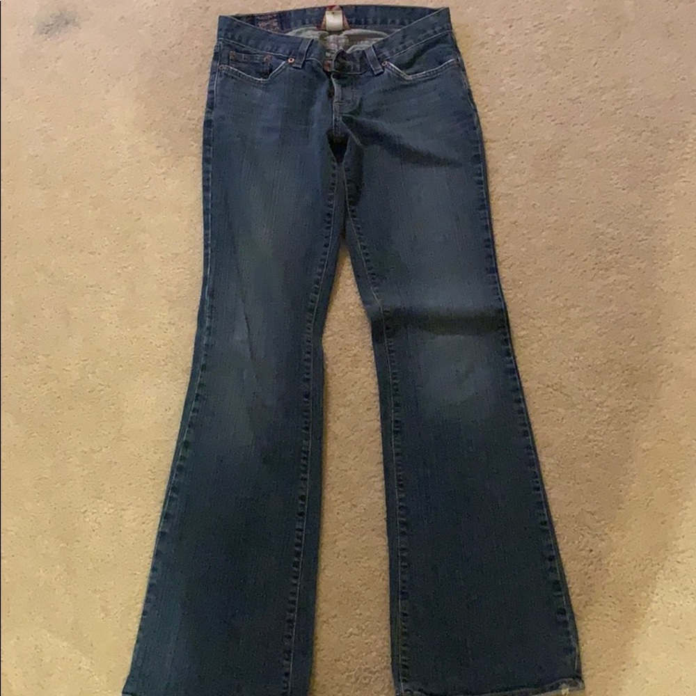 Jeans